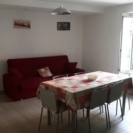 Dervio, Como Lake Апартаменты *